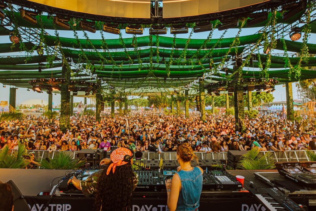 House music fans at Day Trip Festival