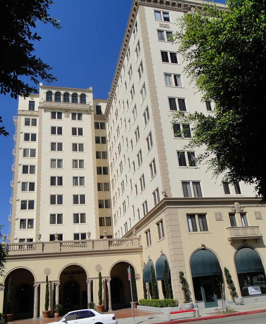 HAUNTING HISTORY TOUR AT THE WILLMORE BUILDING